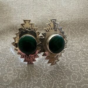 Sterling Silver & Green Malachite Stone Vintage earrings. Southwest Style.